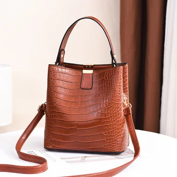 Female bag 2020 spring and summer new small bucket bag Korean version of the net red female stone pattern bag fairy bag
Female bag 2020 spring and summer new small bucket bag Korean version of the net red female stone pattern bag fairy bag