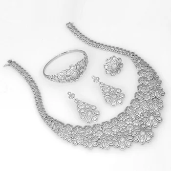 BRIDE TALK Indian Wedding Full Cubic Zircon 4 Pcs Sets Gold Color Necklace Jewelry Luxury Bridal Jewelry Accessories Party Show
BRIDE TALK Indian Wedding Full Cubic Zircon 4 Pcs Sets Gold Color Necklace Jewelry Luxury Bridal Jewelry Accessories Party Show