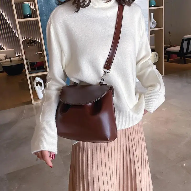 New Fashion Handbags Classic Delicate Texture Fashion Leather Crossbody Handbag Women Solid Color Retro Shoulder Messenger Bag
New Fashion Handbags Classic Delicate Texture Fashion Leather Crossbody Handbag Women Solid Color Retro Shoulder Messenger Bag