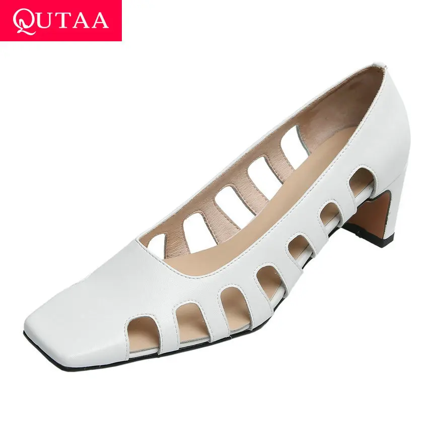QUTAA 2020 Cow Leather Retro Square Toe Cut Outs Spring Autumn Ladies Pumps Square Heel Shallow Women Single Shoes Size 34-40
QUTAA 2020 Cow Leather Retro Square Toe Cut Outs Spring Autumn Ladies Pumps Square Heel Shallow Women Single Shoes Size 34-40