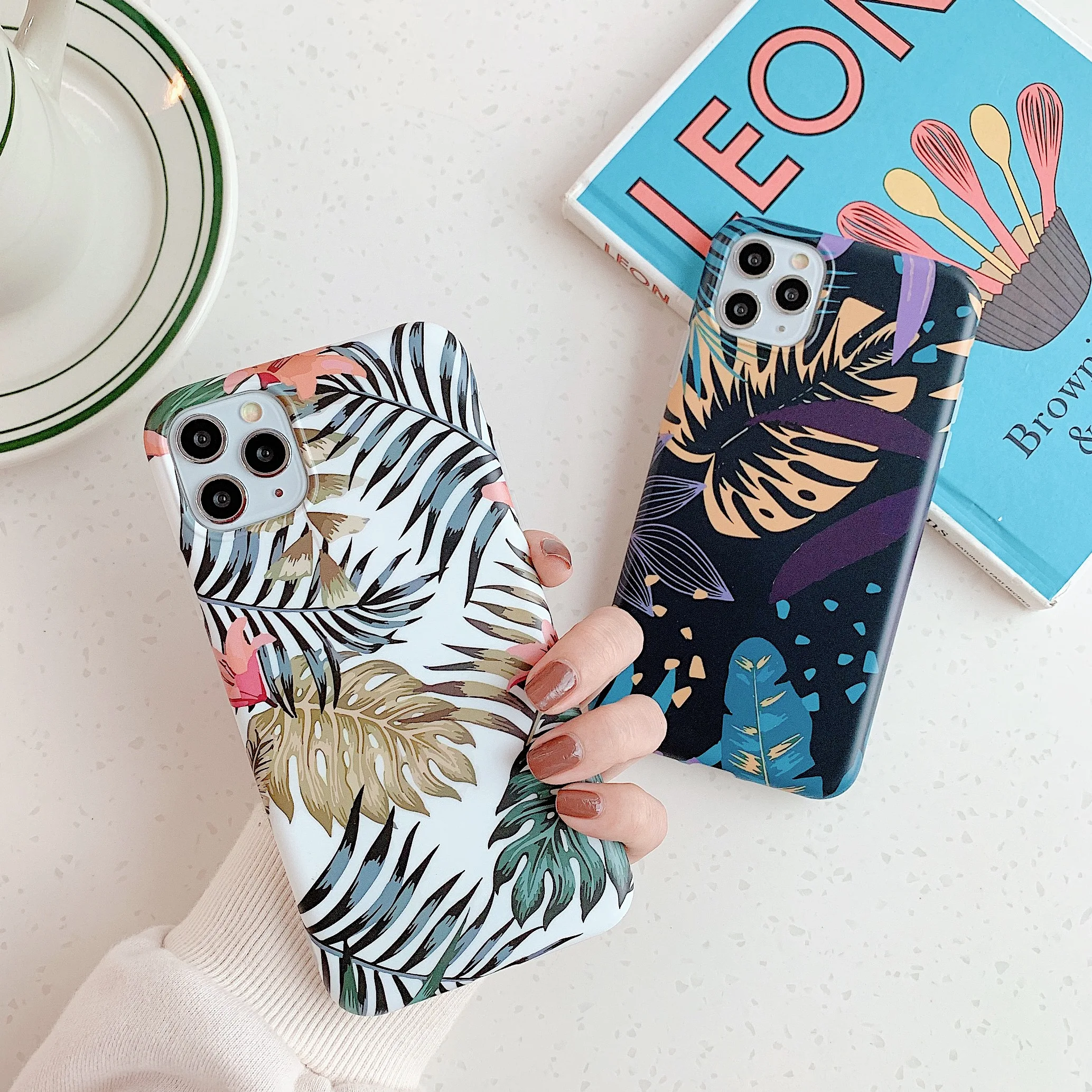 For iPhone 11 Pro XS Max XR X Case 3D Fashion Banana Leaf Pattern Phone Case For iPhone SE 8 7 Plus Soft Shockproof Back Cover
For iPhone 11 Pro XS Max XR X Case 3D Fashion Banana Leaf Pattern Phone Case For iPhone SE 8 7 Plus Soft Shockproof Back Cover