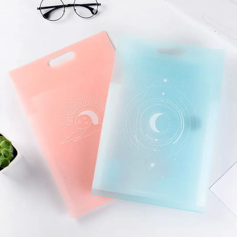 Plastic Korean Creative Simple Vertical Portable Document Bag PP Multi-function File Folder A4 Data Organizer 6 into the Pockets
Plastic Korean Creative Simple Vertical Portable Document Bag PP Multi-function File Folder A4 Data Organizer 6 into the Pockets