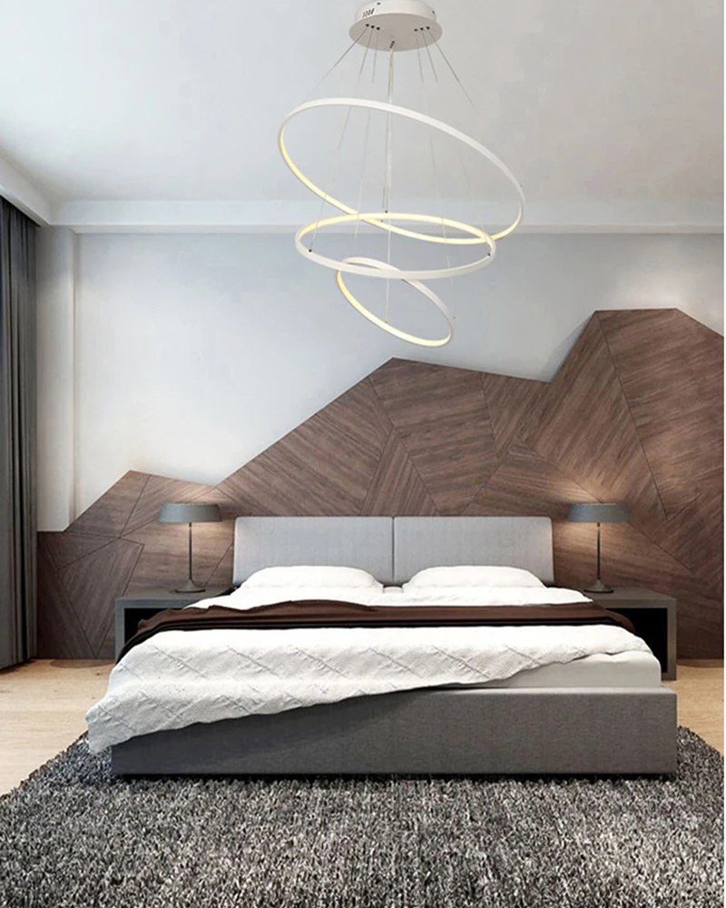 Janet Light vs Idun Chandelier