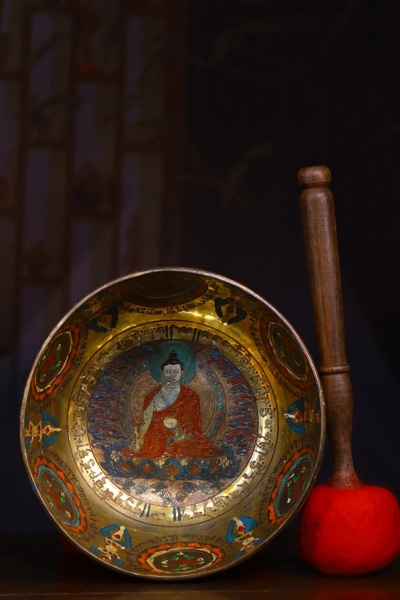 7"Tibetan Temple Collection Old Bronze Gilt Tracing Shakyamuni Buddha Buddha Sound Bowl Turning bowl Bowl Ornaments Town House
7"Tibetan Temple Collection Old Bronze Gilt Tracing Shakyamuni Buddha Buddha Sound Bowl Turning bowl Bowl Ornaments Town House