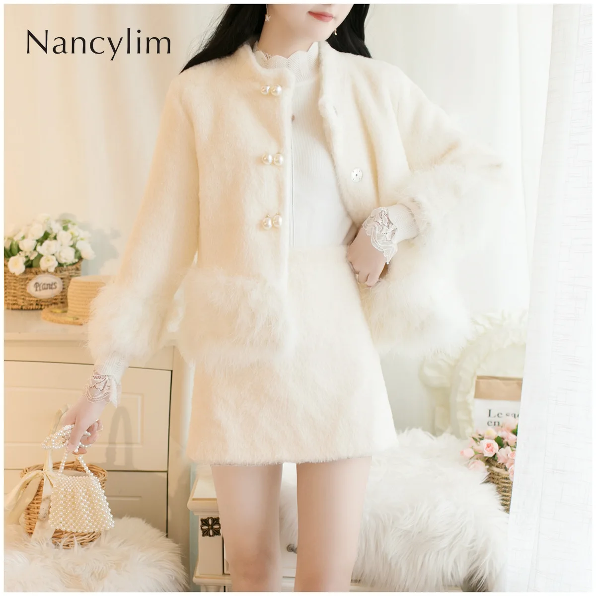 Autumn Winter New Mink Plush Splicing Coat High Waist Skirt Two-piece Set Ensemble Femme 2 Pieces Mujer 2 Piezas Girls Vestidos
Autumn Winter New Mink Plush Splicing Coat High Waist Skirt Two-piece Set Ensemble Femme 2 Pieces Mujer 2 Piezas Girls Vestidos