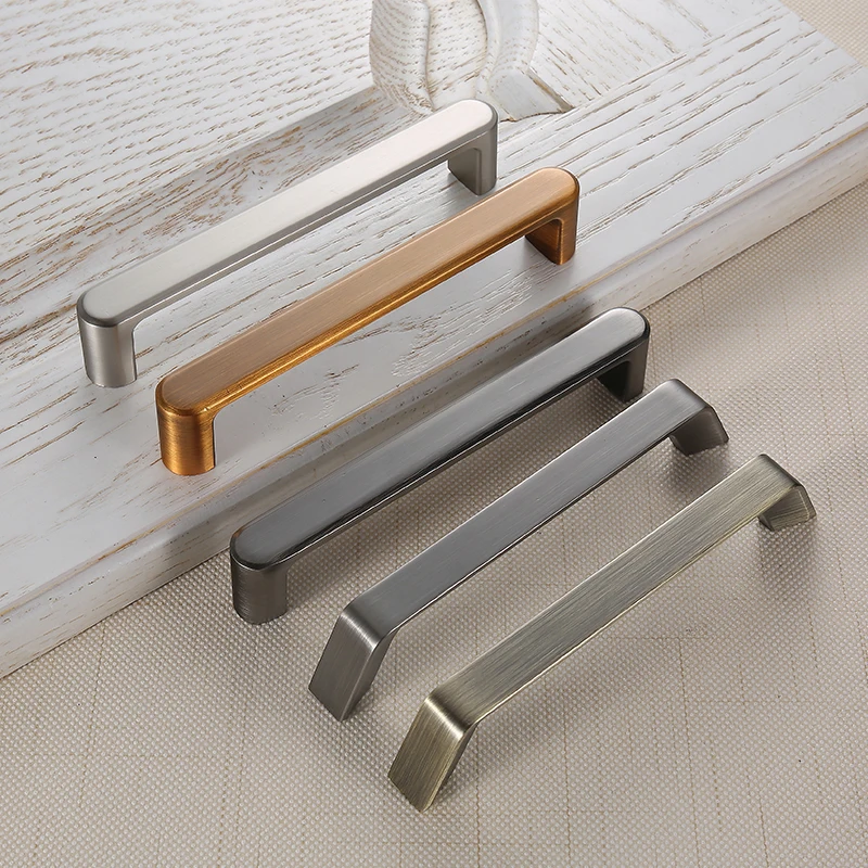 Modern minimalist light luxury cabinet drawer handle European style kitchen shoe cupboard handle wardrobe door handle high-end
Modern minimalist light luxury cabinet drawer handle European style kitchen shoe cupboard handle wardrobe door handle high-end