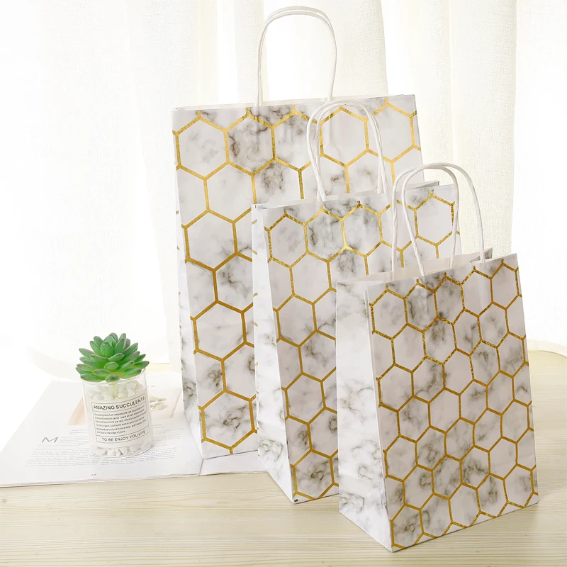 10 pcs/lot 25*18*10cm Best Bronzing Printed Marble Gift Paper Bags with Handles for Packaging Decoration Festival Wedding Party
10 pcs/lot 25*18*10cm Best Bronzing Printed Marble Gift Paper Bags with Handles for Packaging Decoration Festival Wedding Party