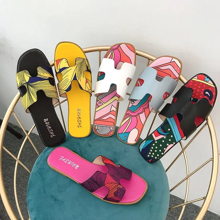 H Slipper Women's Summer 2019 New Style Network Infrared Wear Versatile Flat Printed INS Fashion Sandals Beach Cool
H Slipper Women's Summer 2019 New Style Network Infrared Wear Versatile Flat Printed INS Fashion Sandals Beach Cool