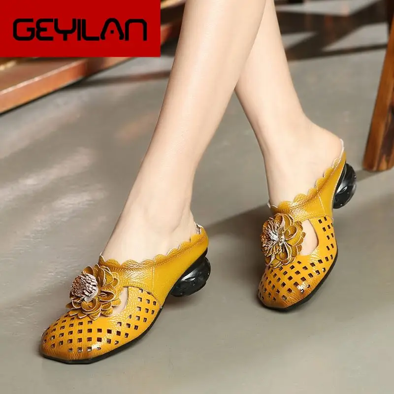 Women's Slippers Shoe Women Genuine Leather Hollow Out Ladies Shoe 2019 Summer Shoes Woman Casual High Quality Slides
Women's Slippers Shoe Women Genuine Leather Hollow Out Ladies Shoe 2019 Summer Shoes Woman Casual High Quality Slides