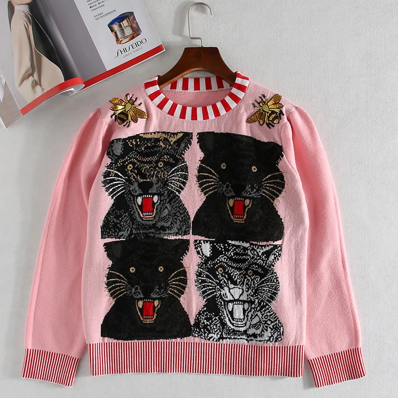 High quality Italian style 2019 Autumn Winter New Tiger Bees Applique Sweater Sequins Embroidery Heavy Pullover Woman Knitwear
High quality Italian style 2019 Autumn Winter New Tiger Bees Applique Sweater Sequins Embroidery Heavy Pullover Woman Knitwear
