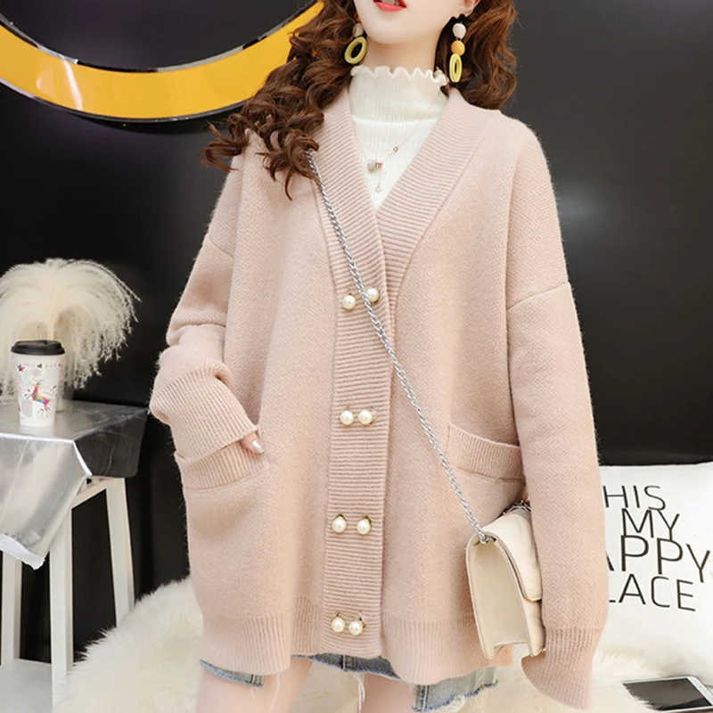 Pearl Double Breasted Chic Cardigan Women Fall 2020 Soft Solid Woman Sweater Coat Winter V Neck Loose Cardigan Female Jacket New
Pearl Double Breasted Chic Cardigan Women Fall 2020 Soft Solid Woman Sweater Coat Winter V Neck Loose Cardigan Female Jacket New