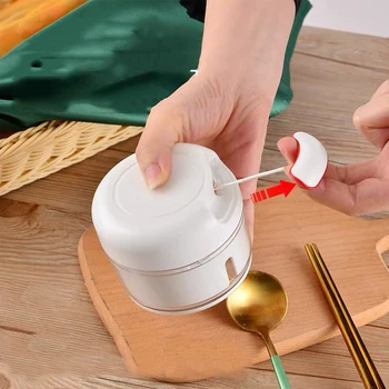 Mini Garlic Paste Artifact Cooked Tool For Kitchen Bake Ware Accessory Tools Multi-Function Shredder Potato Peelers For Kitchen
Mini Garlic Paste Artifact Cooked Tool For Kitchen Bake Ware Accessory Tools Multi-Function Shredder Potato Peelers For Kitchen