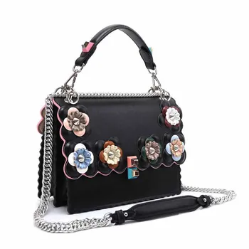 2020 Latest Most Fashion Colorful Flower Wavy Designer Handbag Autumn and Winter Catwalk Show Super Luxury Brand Shoulder Bags
2020 Latest Most Fashion Colorful Flower Wavy Designer Handbag Autumn and Winter Catwalk Show Super Luxury Brand Shoulder Bags