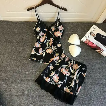 4 Colors Women Summer Satin Lace Sleepwear Pajama Sets Female Floral Printed Nightwear Tanks Shorts Sleepwear Pajama Set
4 Colors Women Summer Satin Lace Sleepwear Pajama Sets Female Floral Printed Nightwear Tanks Shorts Sleepwear Pajama Set