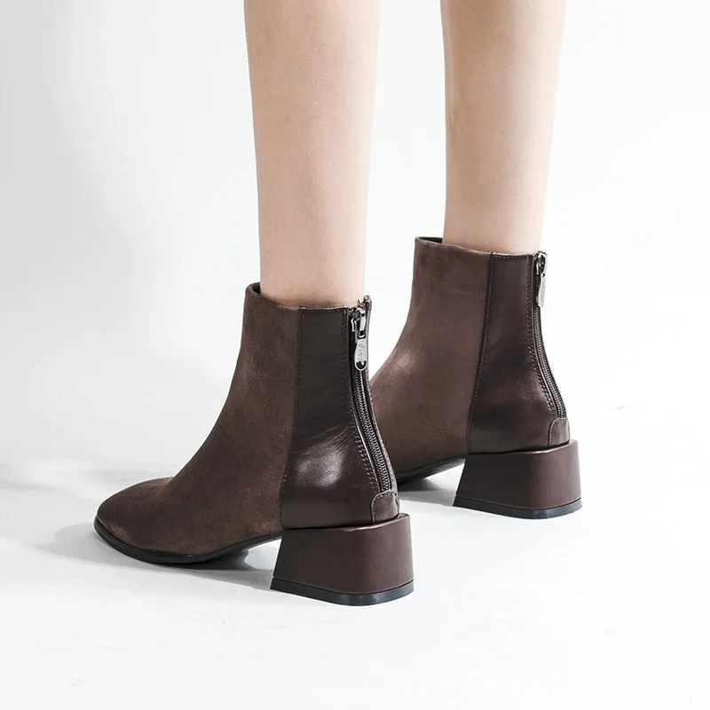 Round Toe Flock Concise Women Ankle Boots Med Platform Sewing Solid Vintage Chelsea Boots Square Heel Zip Casual Big Size Shoes
Round Toe Flock Concise Women Ankle Boots Med Platform Sewing Solid Vintage Chelsea Boots Square Heel Zip Casual Big Size Shoes