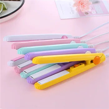 2019 New Mini Hair Straightener Flat Iron Curling Hair Beard Straightener Comb Hair Crimper Curling Iron Hair Straightener Brush
2019 New Mini Hair Straightener Flat Iron Curling Hair Beard Straightener Comb Hair Crimper Curling Iron Hair Straightener Brush