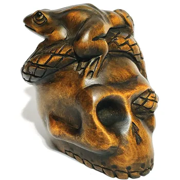 Y6305 - 1.5" Hand Carved Boxwood Netsuke : Gothis Skull Snake Frog 
Y6305 - 1.5" Hand Carved Boxwood Netsuke : Gothis Skull Snake Frog