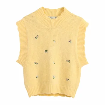 Stylish Sweet Floral Embroidery Yellow Sleeveless Sweater Women Fashion O-Neck Pullovers Casual Girls Chic Jumpers 
Stylish Sweet Floral Embroidery Yellow Sleeveless Sweater Women Fashion O-Neck Pullovers Casual Girls Chic Jumpers