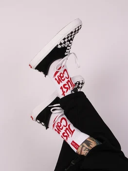 Uniquesocks Autumn winter alphabet street stockings men and women INS hip-hop rap socks
Uniquesocks Autumn winter alphabet street stockings men and women INS hip-hop rap socks