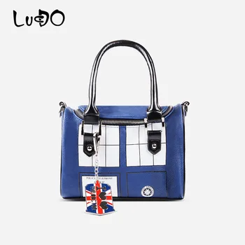 Mysterious Dr. handbag Doctor Who Bag TARDIS Mini Satchel and Metal Charm Keychain Shoulder bag Lady Messenger bag 
Mysterious Dr. handbag Doctor Who Bag TARDIS Mini Satchel and Metal Charm Keychain Shoulder bag Lady Messenger bag