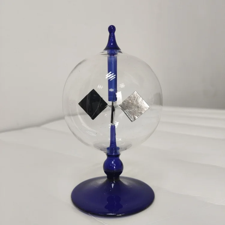 Light Energy Radiometer Sunlight Windmill Good Luck Comes Fun Science Gift Office Desk Decoration Glass Gift
Light Energy Radiometer Sunlight Windmill Good Luck Comes Fun Science Gift Office Desk Decoration Glass Gift