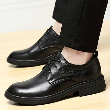 Men Oxfords dress Shoes British Style Men Genuine Leather Business Formal Shoes Men Flats black Top Quality wedding party shoes
Men Oxfords dress Shoes British Style Men Genuine Leather Business Formal Shoes Men Flats black Top Quality wedding party shoes