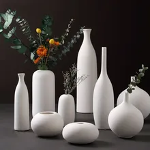 Nordic Vase White Ceramic Flower Vase Decoration Home Lrregular Vases For Decoration Standing on The Ground Nordic Vase White Ceramic Flower Vase Decoration Home Lrregular Vases For Decoration Standing on The Ground