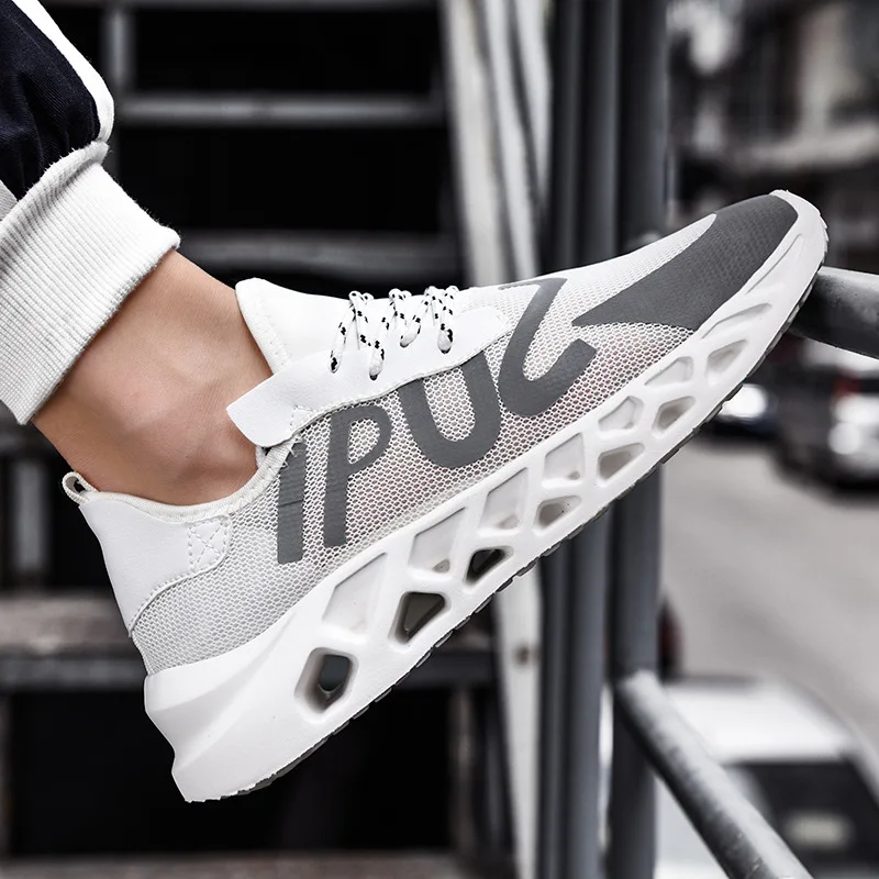 Thick Bottomed Fashion Blade End Sports Casual Trendy Shoes Summer Punched Sheet Surface Low Top Running Shoes Men Shoes Large S
Thick Bottomed Fashion Blade End Sports Casual Trendy Shoes Summer Punched Sheet Surface Low Top Running Shoes Men Shoes Large S