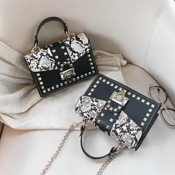 Snake Print Rivet Women Messenger Bag Leather Purse Chain Shoulder Handbag Punk Vintage Casual Tote Bag Evening Party Bag
Snake Print Rivet Women Messenger Bag Leather Purse Chain Shoulder Handbag Punk Vintage Casual Tote Bag Evening Party Bag
