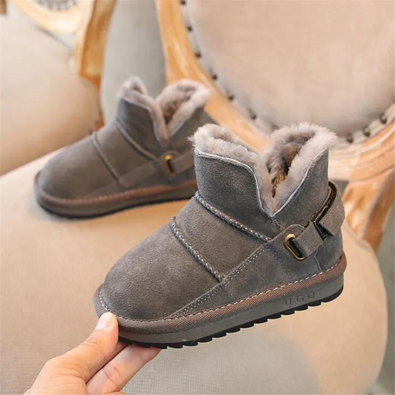 Boys Girls Warm Boots New Winter Children Shoes Ankle Boots Shoes Kids Snow Boots Children's Plush Warm Shoes Sneakers with Fur 
Boys Girls Warm Boots New Winter Children Shoes Ankle Boots Shoes Kids Snow Boots Children's Plush Warm Shoes Sneakers with Fur
