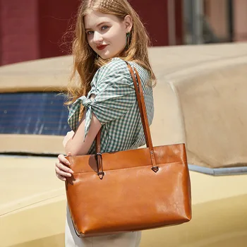 Bags women bag 2020 new fashion bags large capacity One Shoulder Handbags Leather Women's bag
Bags women bag 2020 new fashion bags large capacity One Shoulder Handbags Leather Women's bag