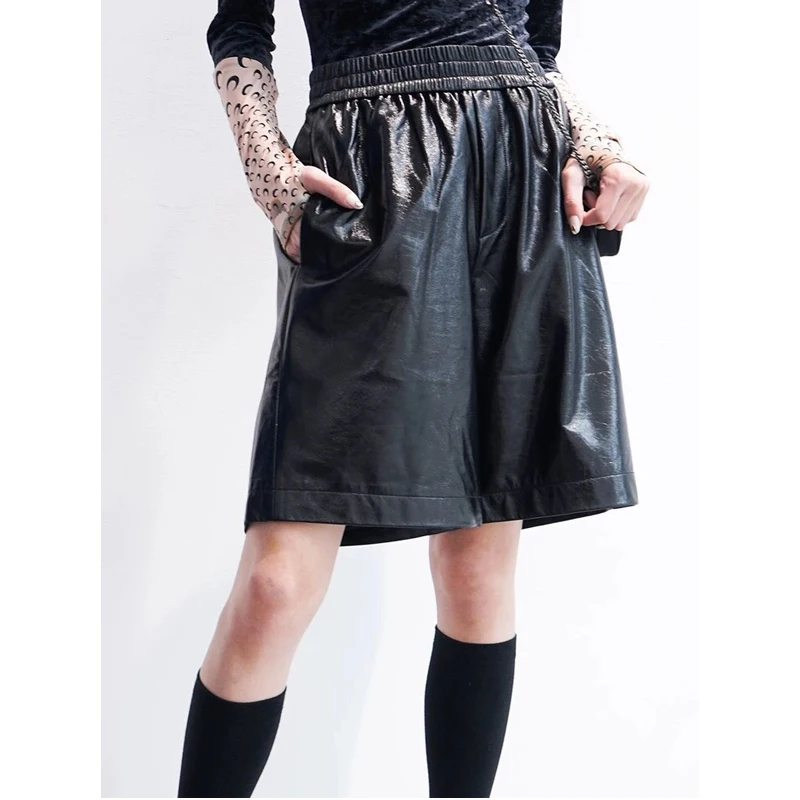 Fashion 11.15 End Quality High Elastic Waist Casual Loose PU Straight Knee Length Pants Shorts Women
Fashion 11.15 End Quality High Elastic Waist Casual Loose PU Straight Knee Length Pants Shorts Women