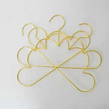 5pcs Cloud Shape Hanger Metal Non Slip Kids Children Clothes Coat Sweater Hangers 
5pcs Cloud Shape Hanger Metal Non Slip Kids Children Clothes Coat Sweater Hangers