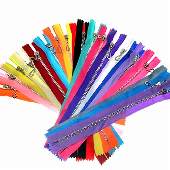 CNCRAFT random mix color Nylon glitter Resin Bright color Zippers Tailor Sewing Tools 8 Inch Clothing Accessories
CNCRAFT random mix color Nylon glitter Resin Bright color Zippers Tailor Sewing Tools 8 Inch Clothing Accessories