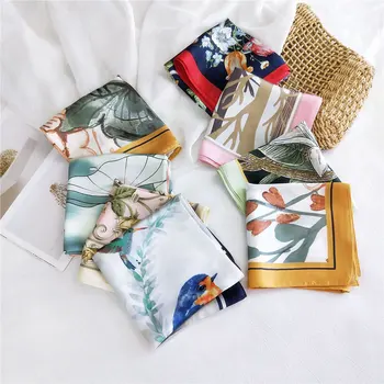 70cm Small Square silk Scarf Women's Korean Thin Neckerchief Elegant head band tie 2020
70cm Small Square silk Scarf Women's Korean Thin Neckerchief Elegant head band tie 2020
