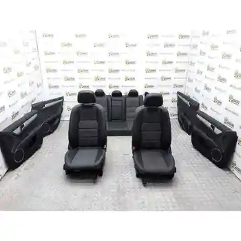 CLOTH SEATS AND LEATHER GAME SEAT FULL MERCEDES C CLASS (W204) SALOON
CLOTH SEATS AND LEATHER GAME SEAT FULL MERCEDES C CLASS (W204) SALOON
