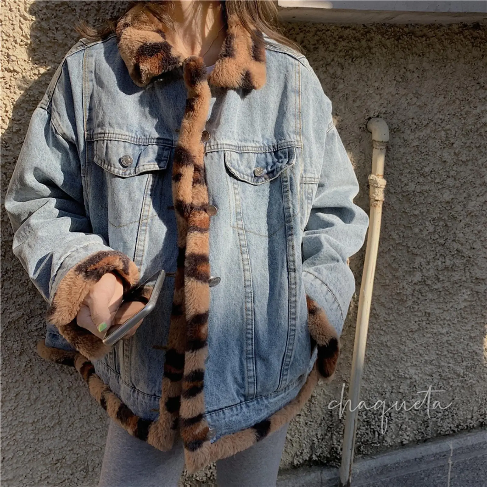 Autumn And Winter Retro Street Thickened Warmth Retro Double-Sided Leopard Denim Jacket Denim Jacket
Autumn And Winter Retro Street Thickened Warmth Retro Double-Sided Leopard Denim Jacket Denim Jacket