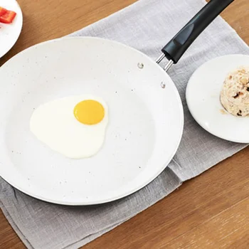20cm Non-stick Skillet Copper Frying Pan Ceramic Coating Easy Clean Skillet Frying Pan Durable Nonstick Skillet Cooking Tool
20cm Non-stick Skillet Copper Frying Pan Ceramic Coating Easy Clean Skillet Frying Pan Durable Nonstick Skillet Cooking Tool