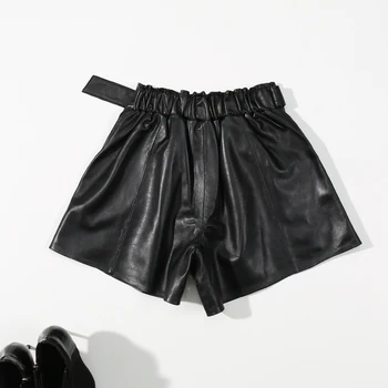 2020 Autumn Genuine Leather Shorts Women High Waist Loose Plus Size Casual Sexy Vintage Black Shorts Femme Belt Office Lady
2020 Autumn Genuine Leather Shorts Women High Waist Loose Plus Size Casual Sexy Vintage Black Shorts Femme Belt Office Lady
