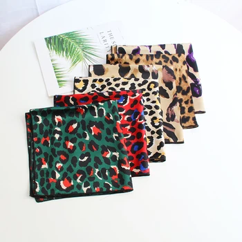 Women's fashion scarf square 50cm small scarves neckerchief luxury imitation silk beautiful leopard print design collar scarfs
Women's fashion scarf square 50cm small scarves neckerchief luxury imitation silk beautiful leopard print design collar scarfs