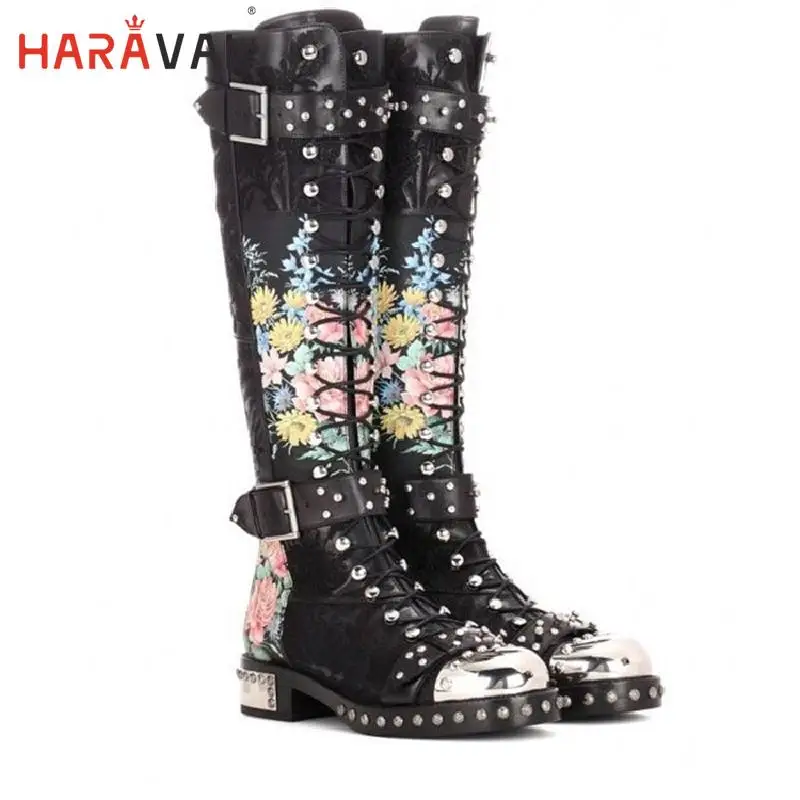 Autumn and winter new leather thick bottom tube rivet thick with metal round head tie Knight long boots women Knee boots
Autumn and winter new leather thick bottom tube rivet thick with metal round head tie Knight long boots women Knee boots