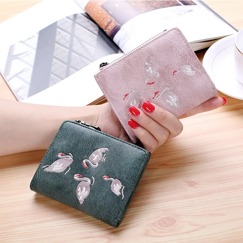2019 Embroidery Short Wallet for Women Mini Personality Student Ultra-thin Zipper Womens Wallets and Purses Cute Bird Money Bag
2019 Embroidery Short Wallet for Women Mini Personality Student Ultra-thin Zipper Womens Wallets and Purses Cute Bird Money Bag