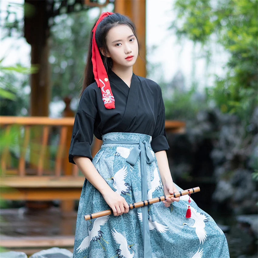 

New Japanese Style Kimono Samurai Soft Yukata Women Causal Dresses Girls Vintage Crane Print Carnival Party Cosplay Costume