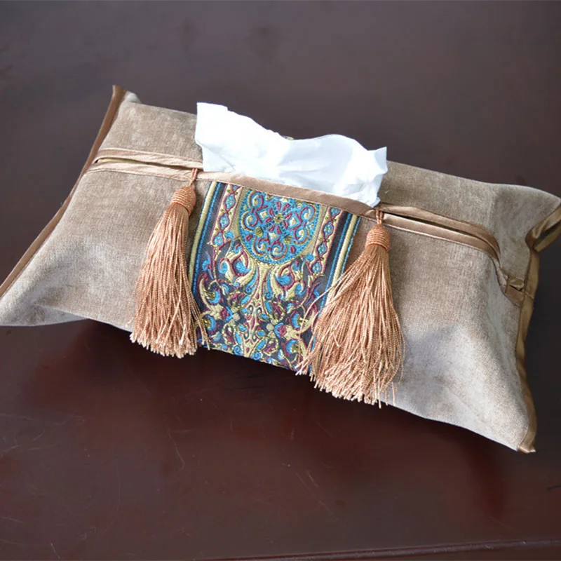 European Style Embroidery Tissue Box Pumping Napkin Cover Classical Paper Holder Storage Bag Wedding Room Car Hotel Decorative24
European Style Embroidery Tissue Box Pumping Napkin Cover Classical Paper Holder Storage Bag Wedding Room Car Hotel Decorative24