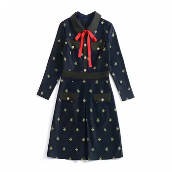 Spring 2020 for European and American women's wear The bee embroidery Nine-quarter sleeve lapel Fashion dress
Spring 2020 for European and American women's wear The bee embroidery Nine-quarter sleeve lapel Fashion dress