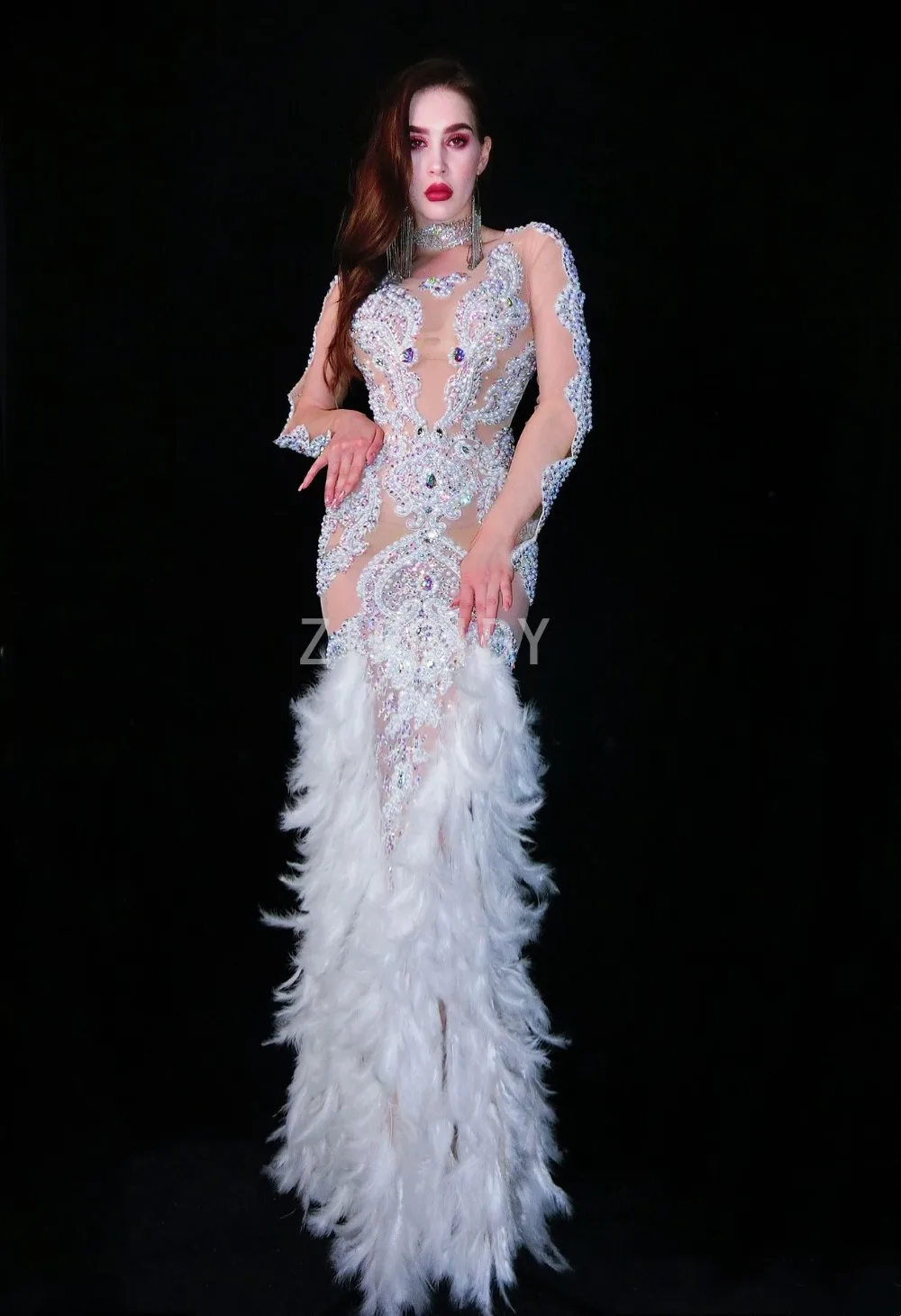Shining AB Stones Pearls Dress White Feather Prom Outfit Bar Women's Birthday Celebrate Dress Dancer Long Dresses
Shining AB Stones Pearls Dress White Feather Prom Outfit Bar Women's Birthday Celebrate Dress Dancer Long Dresses