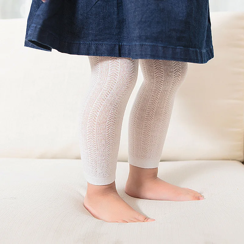 Summer mesh thin children's pantyhose white girls nine-point dance leggings combed cotton baby socks
Summer mesh thin children's pantyhose white girls nine-point dance leggings combed cotton baby socks