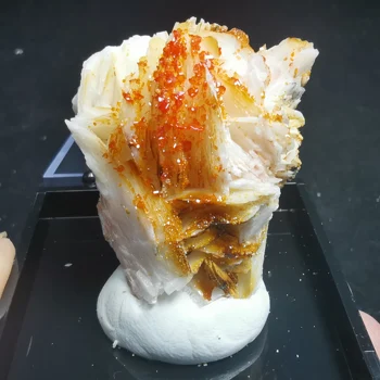 Fine natural vanadium lead ore white flower barite specimen mineral crystal rock ore mark original stone ornament
Fine natural vanadium lead ore white flower barite specimen mineral crystal rock ore mark original stone ornament