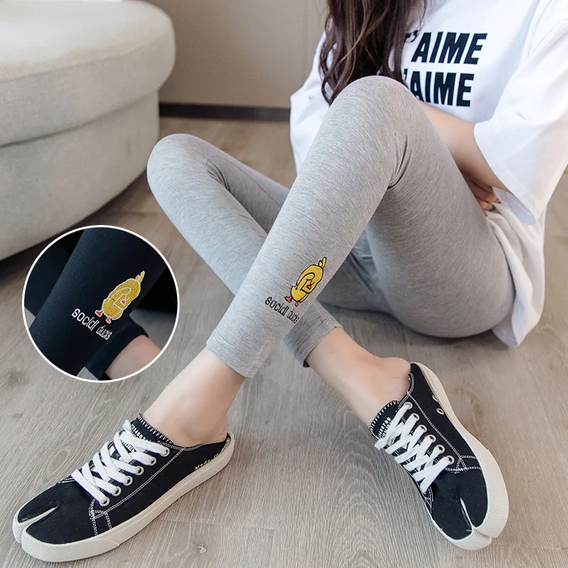 Pregnant Women Pants 2019 Summer Thin Section Pregnant Women Capri Pants Modal Embroidery Skinny Pants Small Yellow Duck Legging
Pregnant Women Pants 2019 Summer Thin Section Pregnant Women Capri Pants Modal Embroidery Skinny Pants Small Yellow Duck Legging
