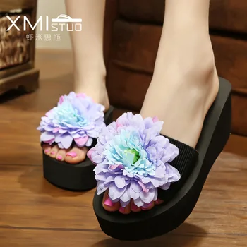 summer Slippers women seaside Holiday Flowers Thick bottom Muffin cake Human character flip flop Beach Slope shoes woman
summer Slippers women seaside Holiday Flowers Thick bottom Muffin cake Human character flip flop Beach Slope shoes woman